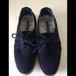 Oliberte Blue Suede leather shoes